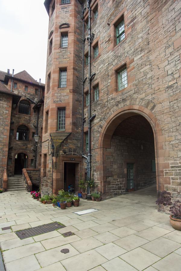 Апартаменты Historic Dean Village Treasure, Sleeps 4 *